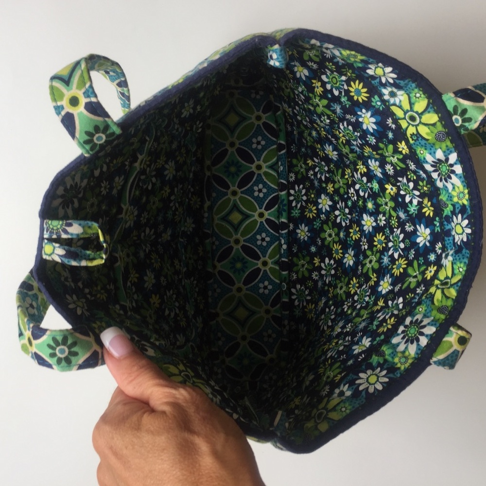 Vera Bradley shoulder bag - Picture 4 of 4